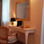 Relais Ca' Morenica 팜스테이 *