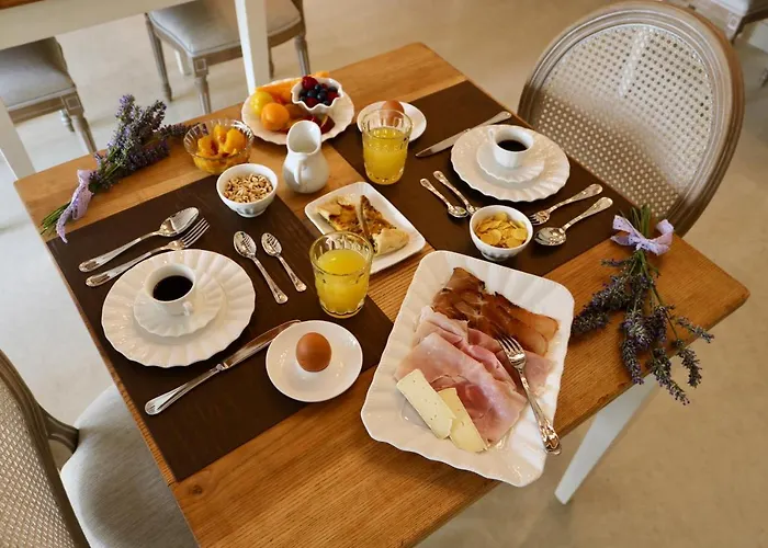 Relais Ca' Morenica * ヴァレッジョ・スル・ミンチョ