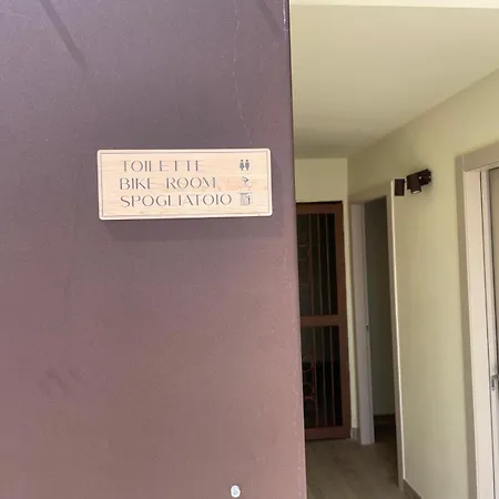 Relais Ca' Morenica ファームステイ ヴァレッジョ・スル・ミンチョ